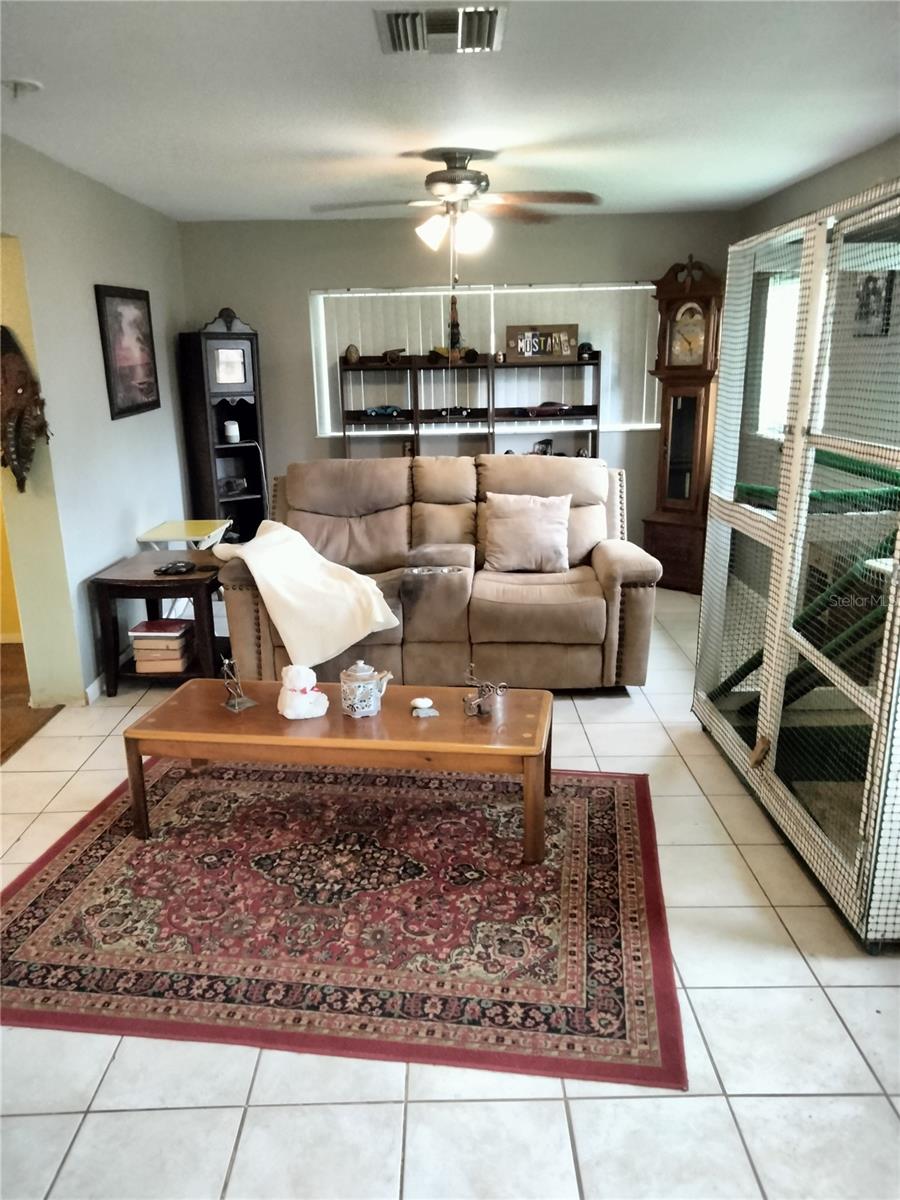 Image 19 of 26 For 2301 Fairlane Drive