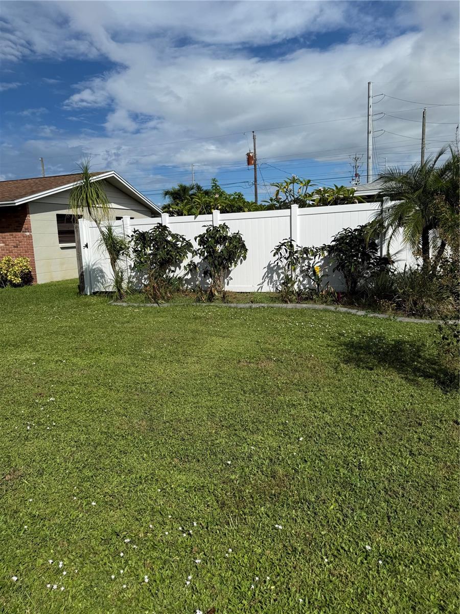 Image 22 of 26 For 2301 Fairlane Drive