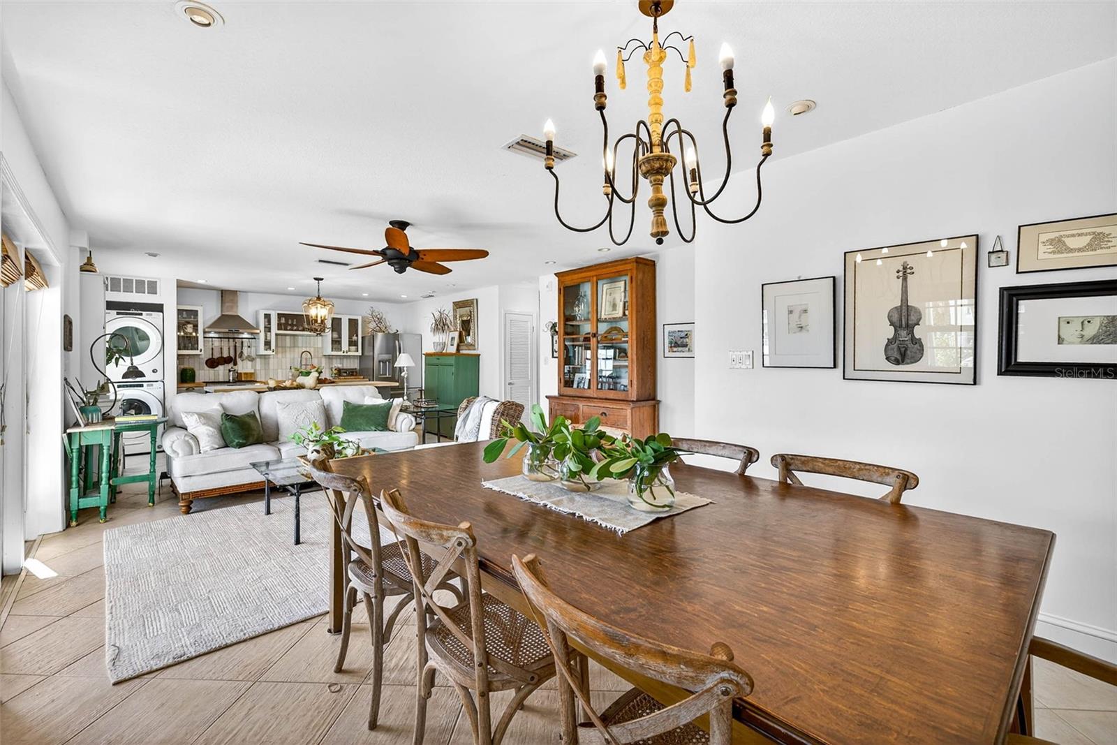 Image 14 of 37 For 5184 Beach Drive Se B