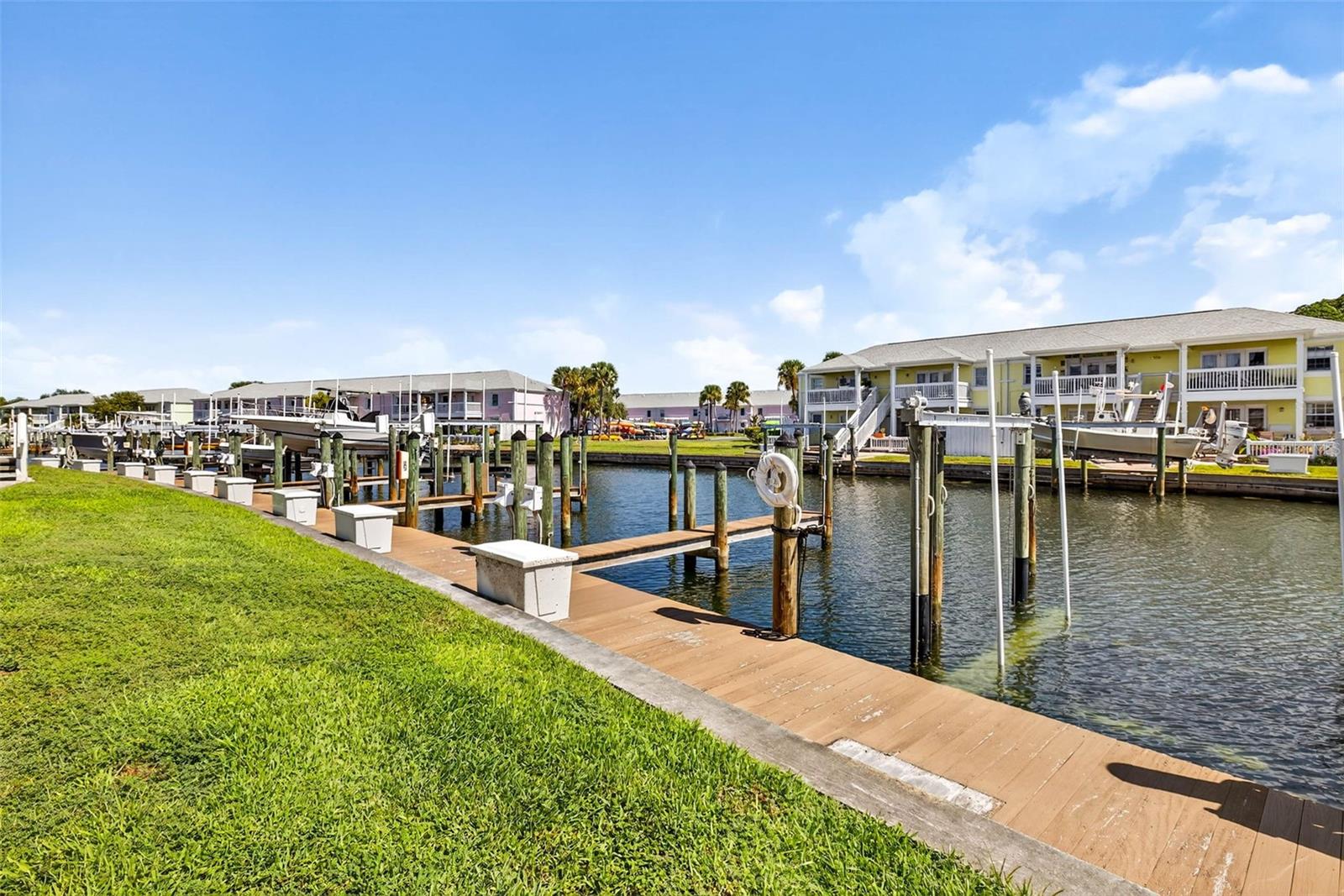 Image 34 of 37 For 5184 Beach Drive Se B