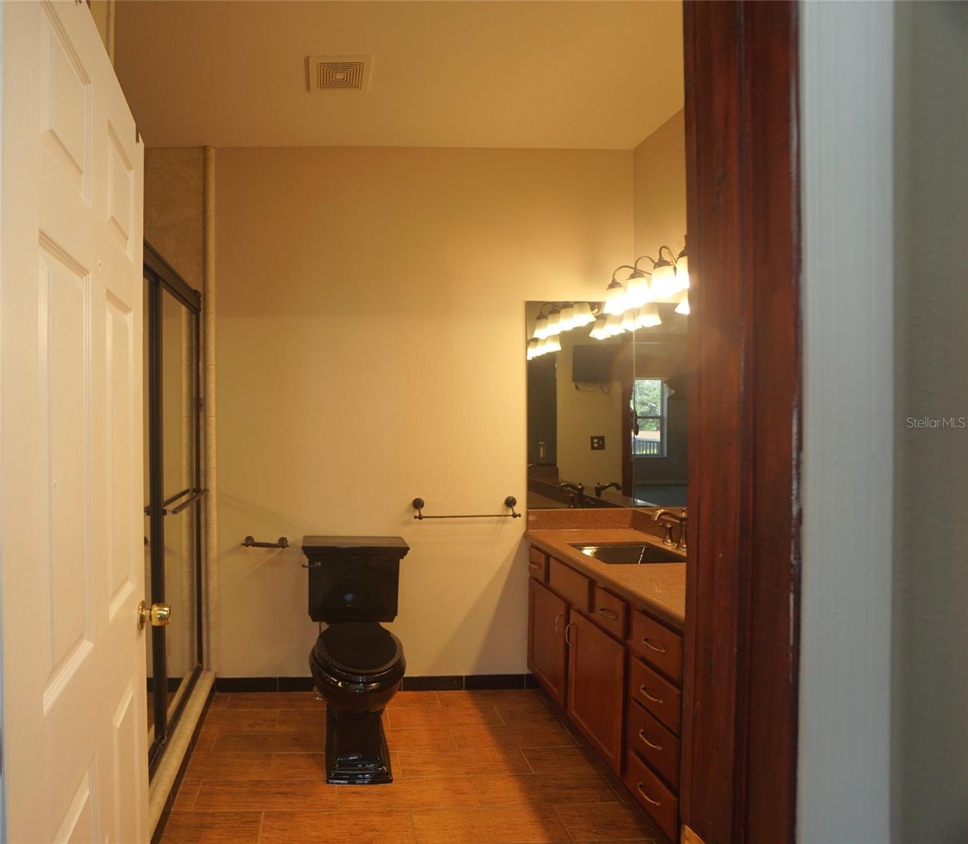 Image 3 of 37 For 3603 Belcher Drive