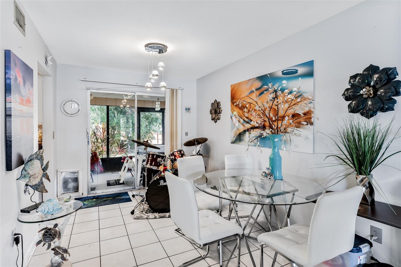 Image 13 of 57 For 213 Jody Court