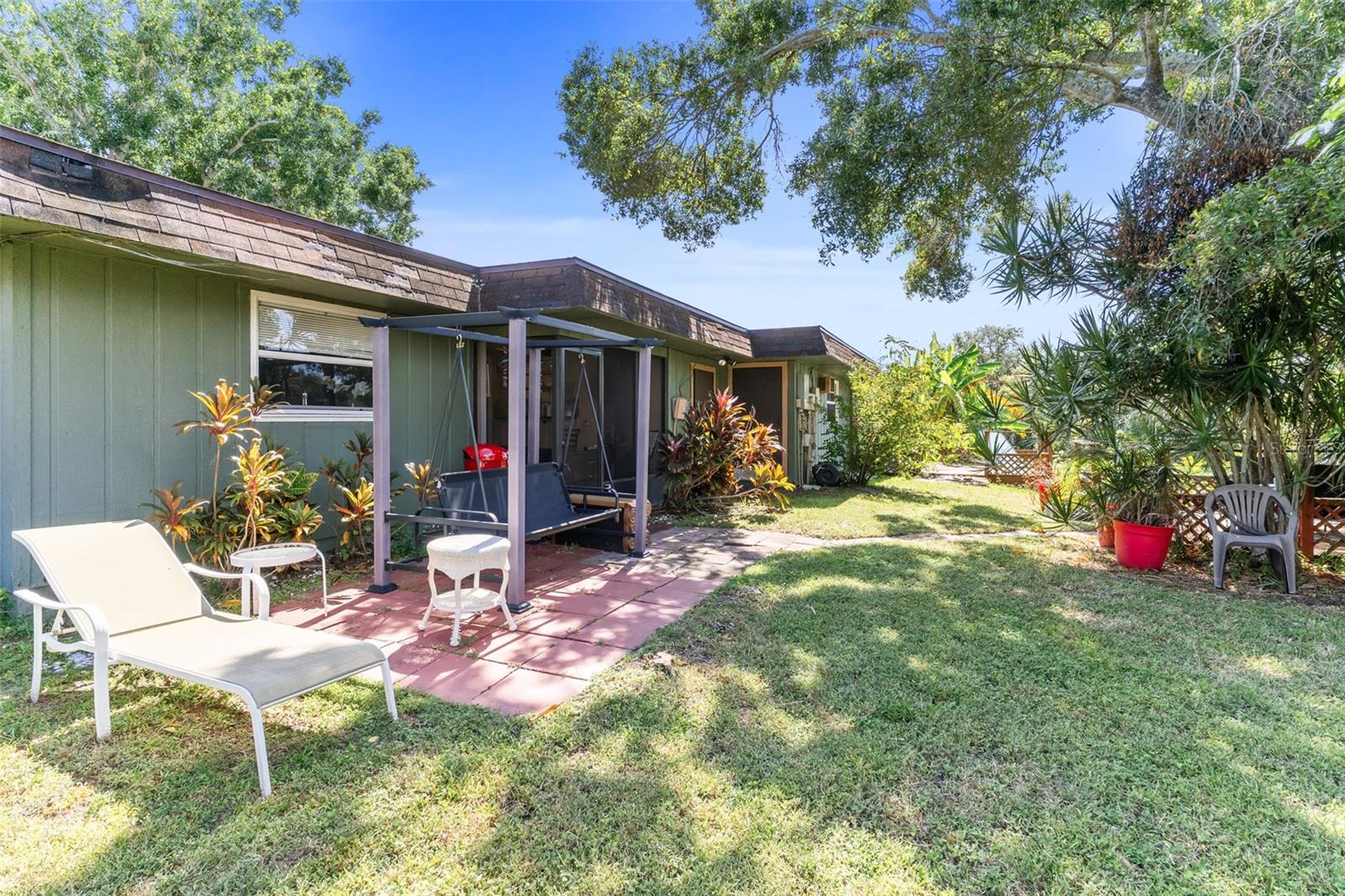 Image 29 of 57 For 213 Jody Court