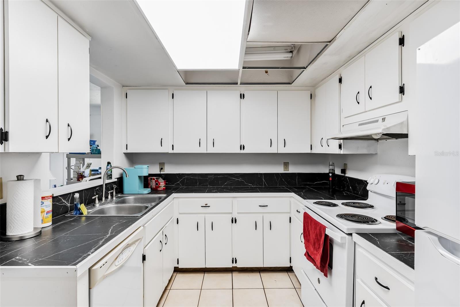 Image 38 of 57 For 213 Jody Court