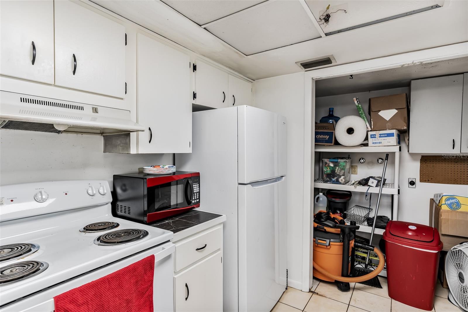 Image 39 of 57 For 213 Jody Court