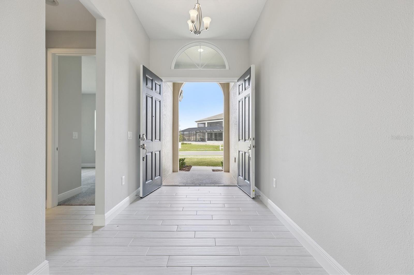 Image 12 of 32 For 13050 Long Valley Circle