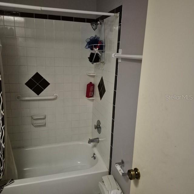 Image 5 of 12 For 7309 Eleanor Circle 7309