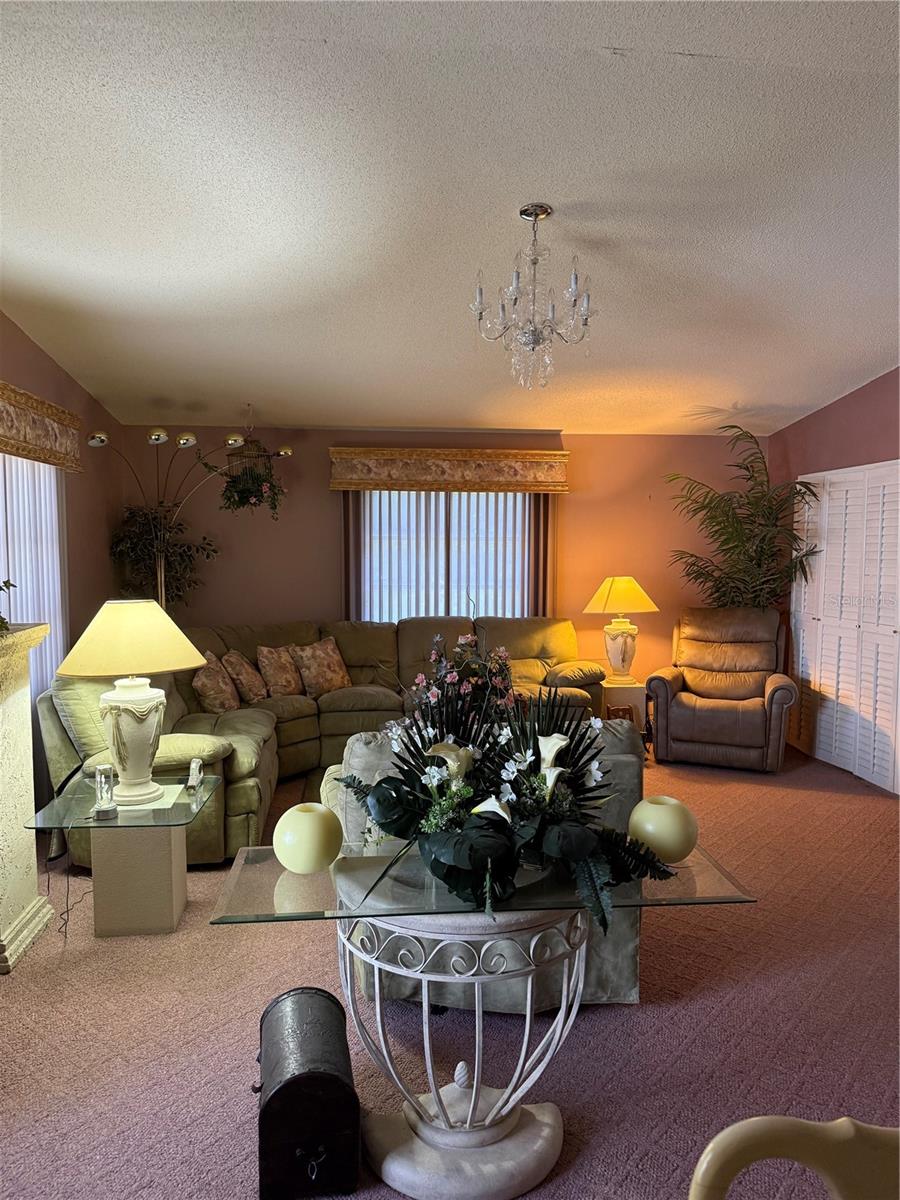 Image 7 of 12 For 7309 Eleanor Circle 7309