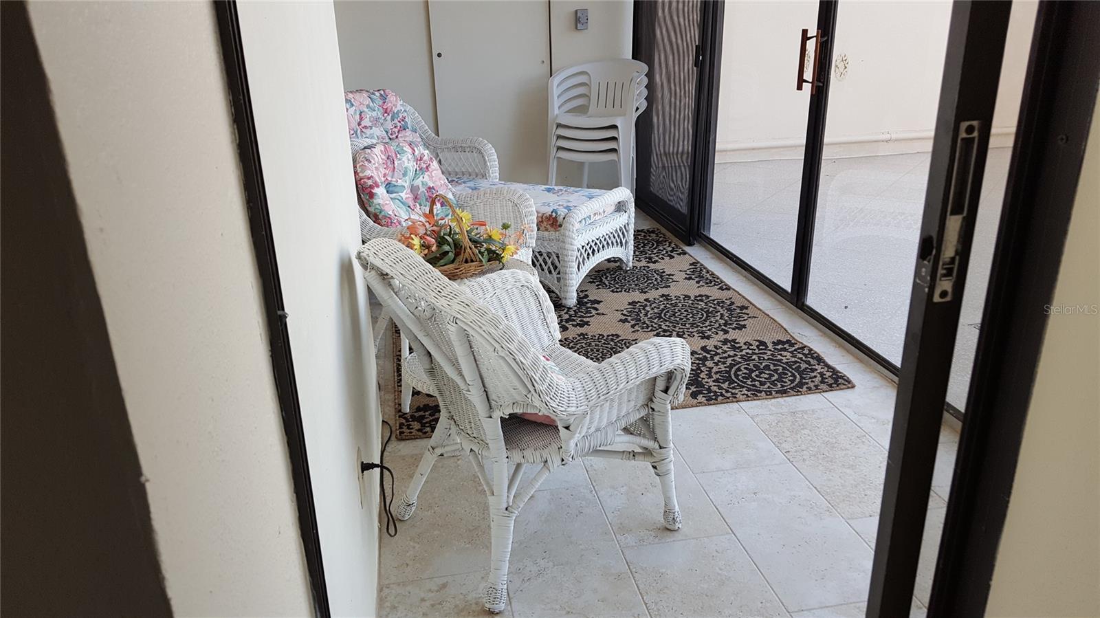 Image 9 of 24 For 1270 Gulf Boulevard 302