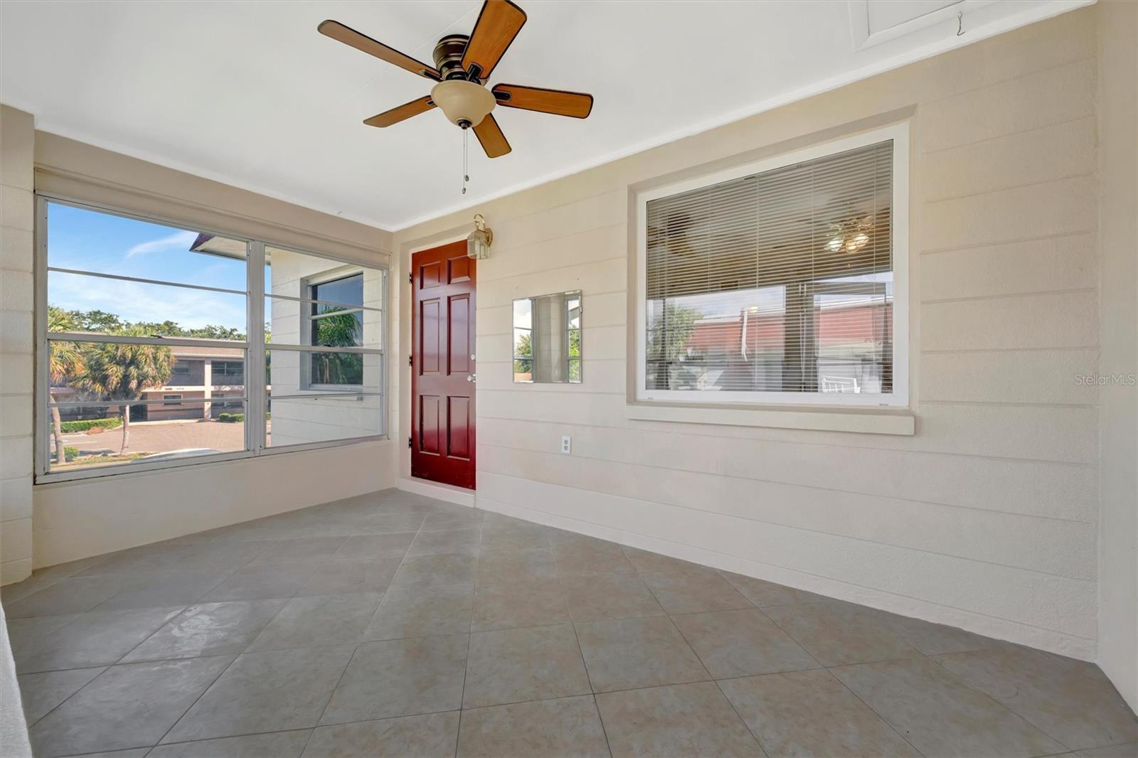 Image 3 of 27 For 3460 32nd Avenue N 201