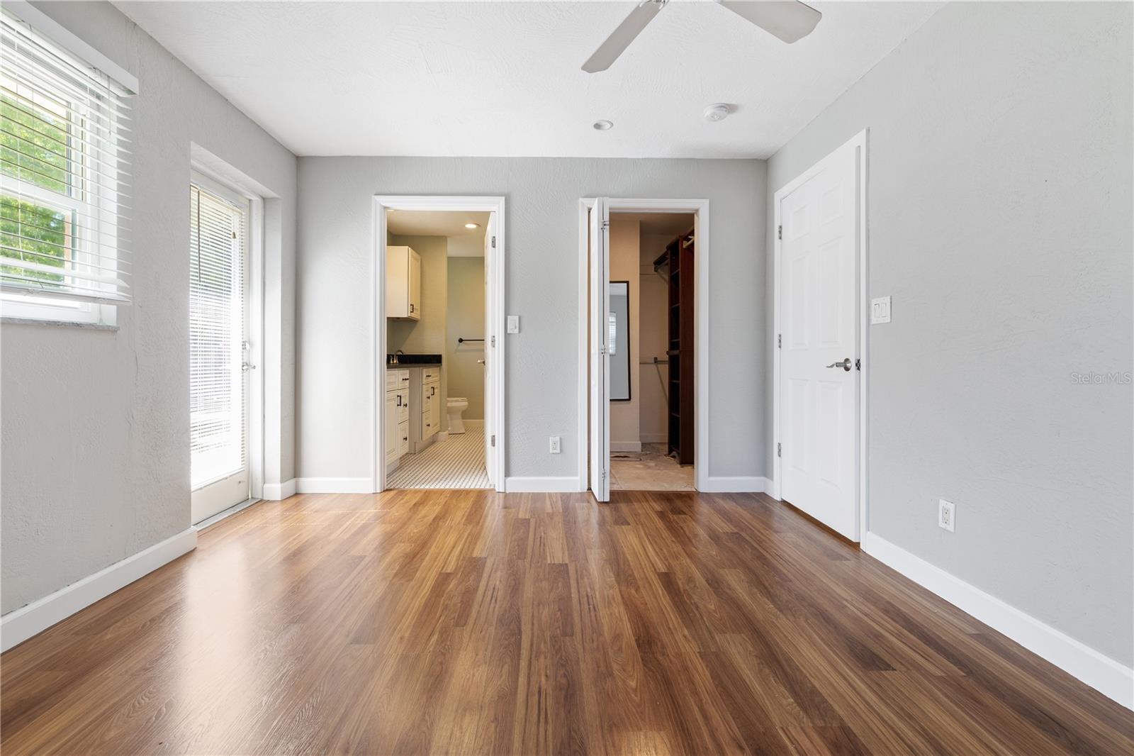 Image 16 of 24 For 13772 80th Avenue