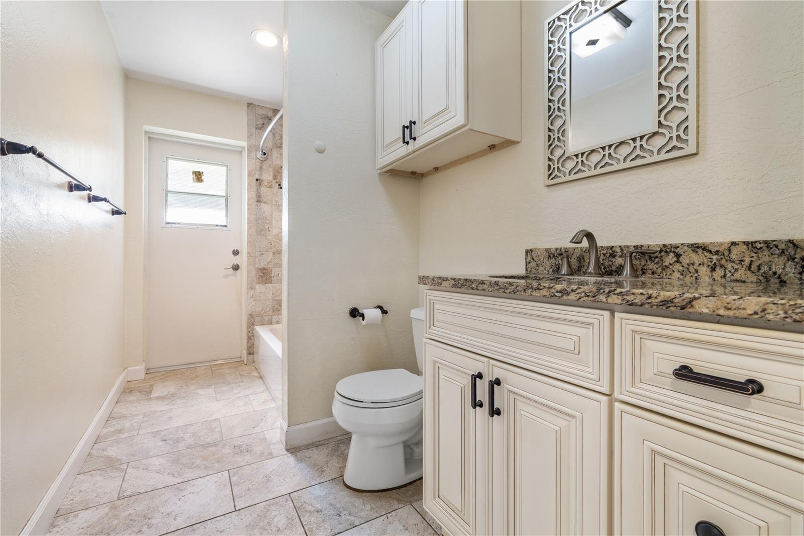 Image 22 of 24 For 13772 80th Avenue