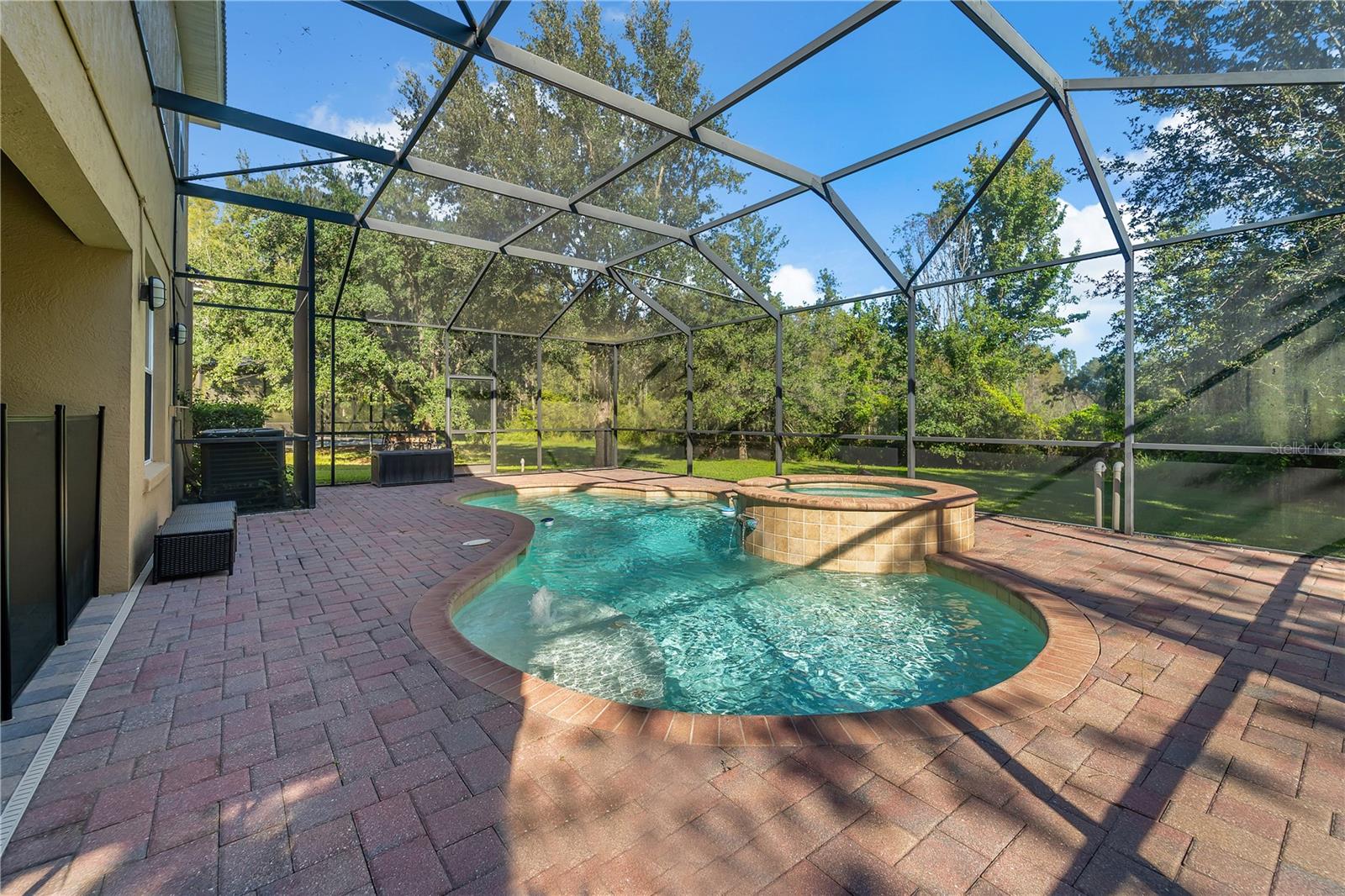 Image 41 of 62 For 18022 Maui Isle Drive