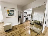 Image 11 of 45 For 1923 Henry Avenue