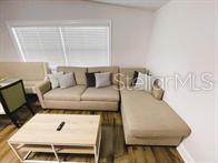 Image 12 of 45 For 1923 Henry Avenue