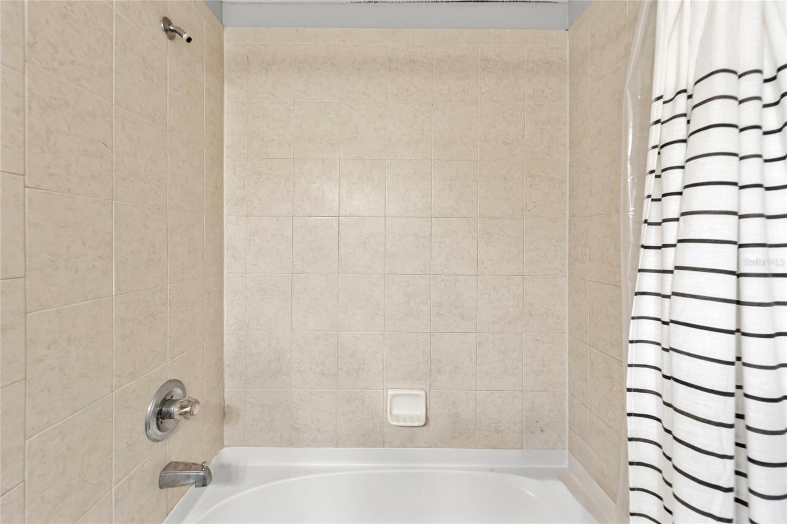 Image 20 of 27 For 8110 Silent Creek Drive