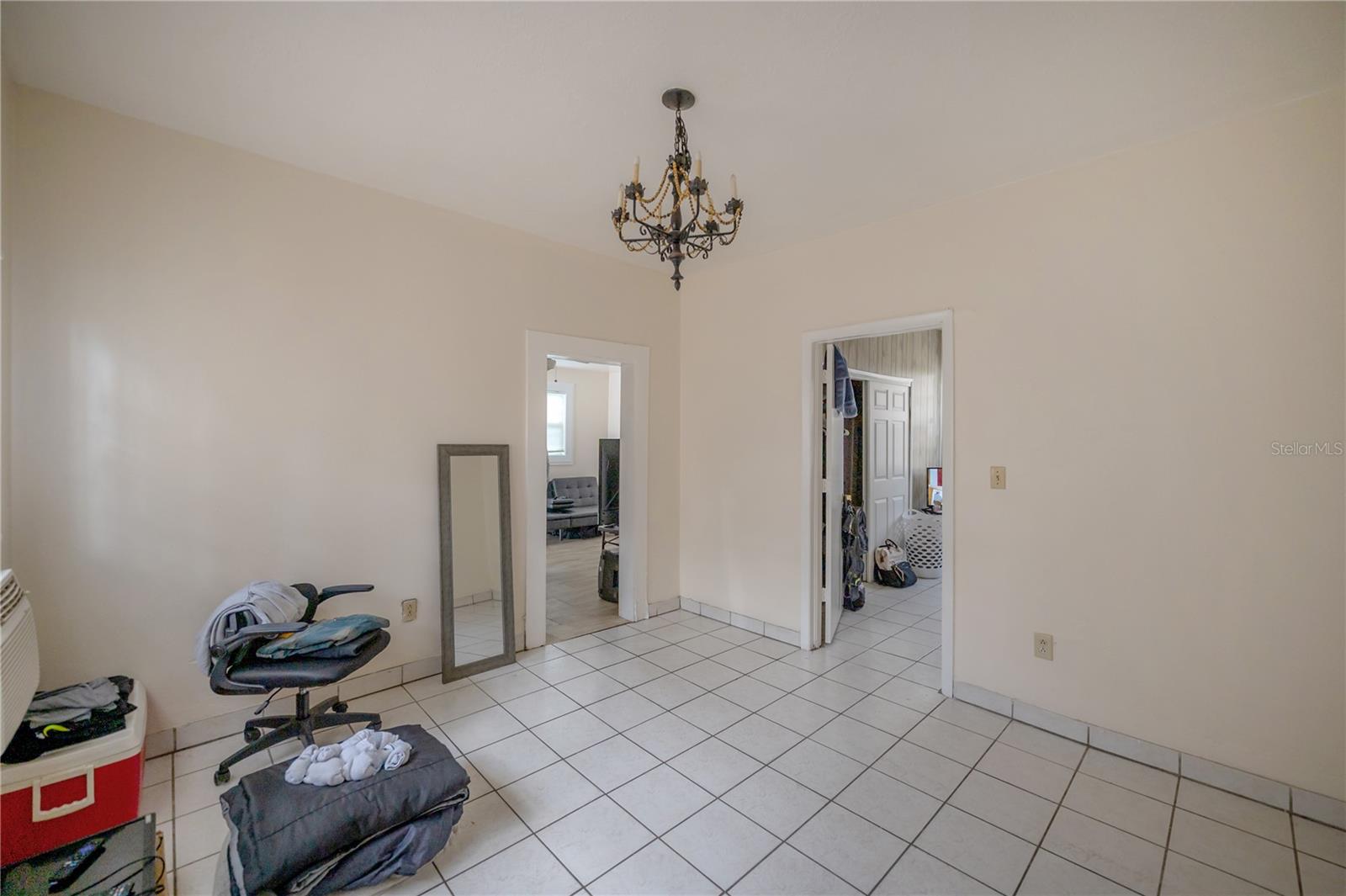 Listing photo id 11 for 8312 11th Street