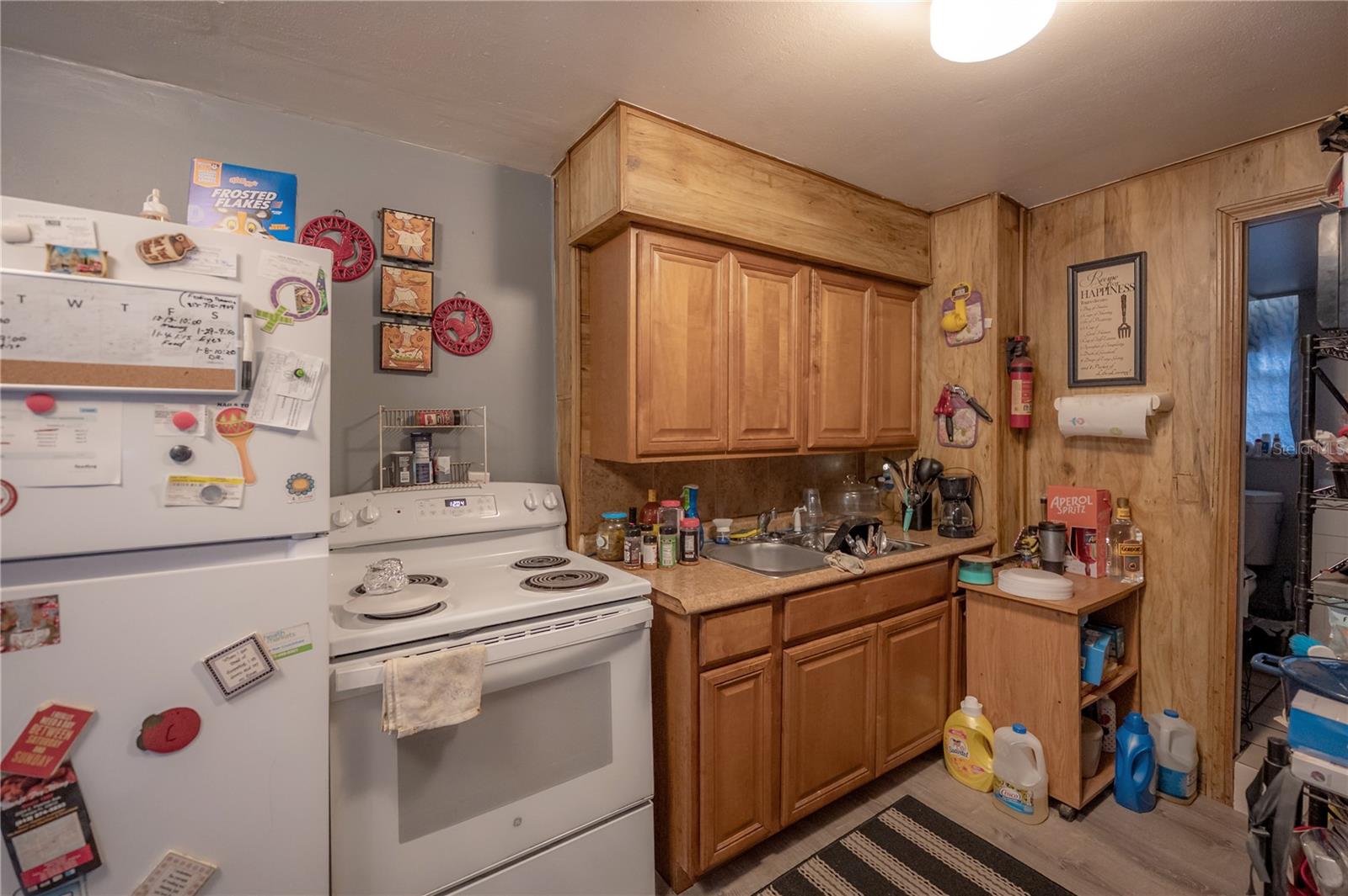 Listing photo id 16 for 8312 11th Street