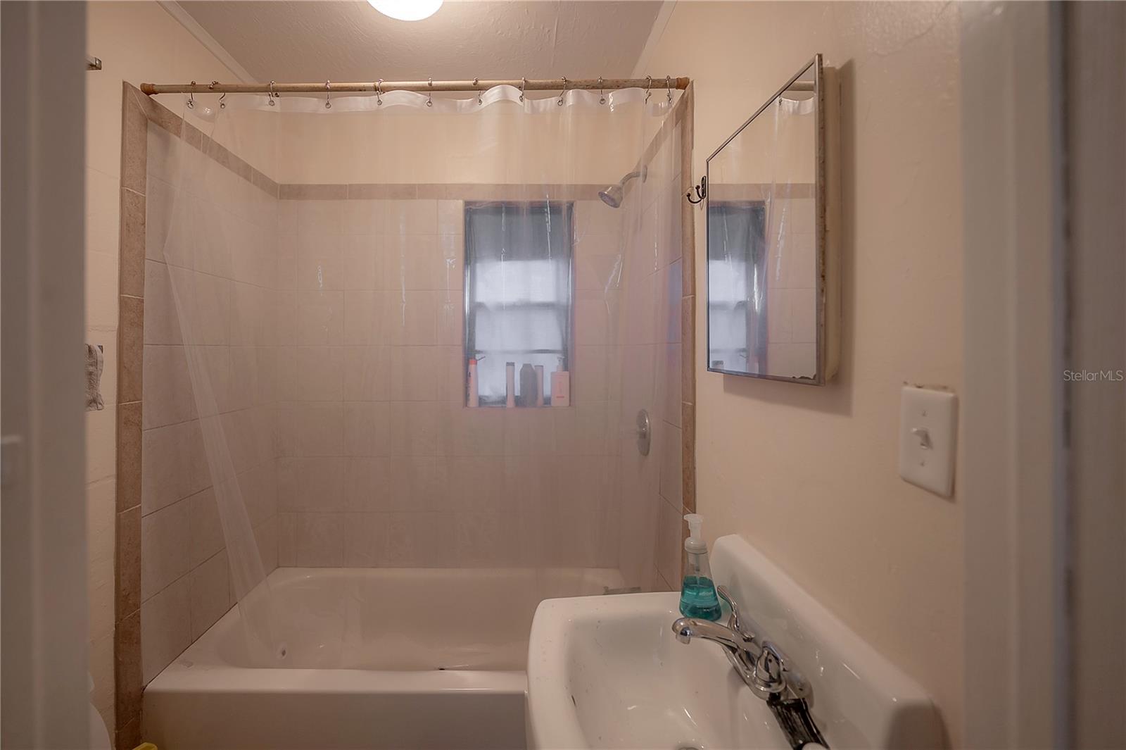 Listing photo id 24 for 8312 11th Street