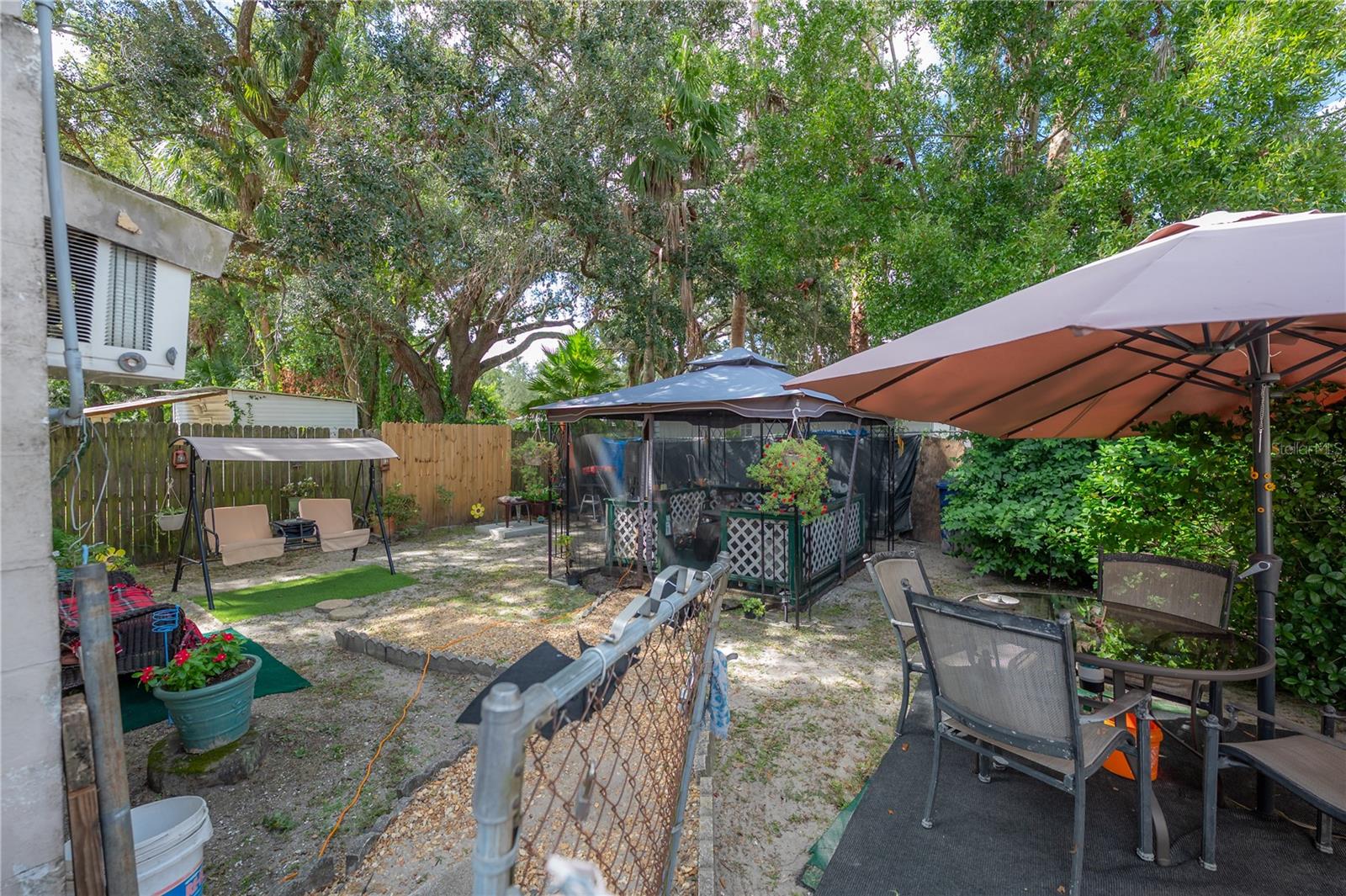 Listing photo id 28 for 8312 11th Street