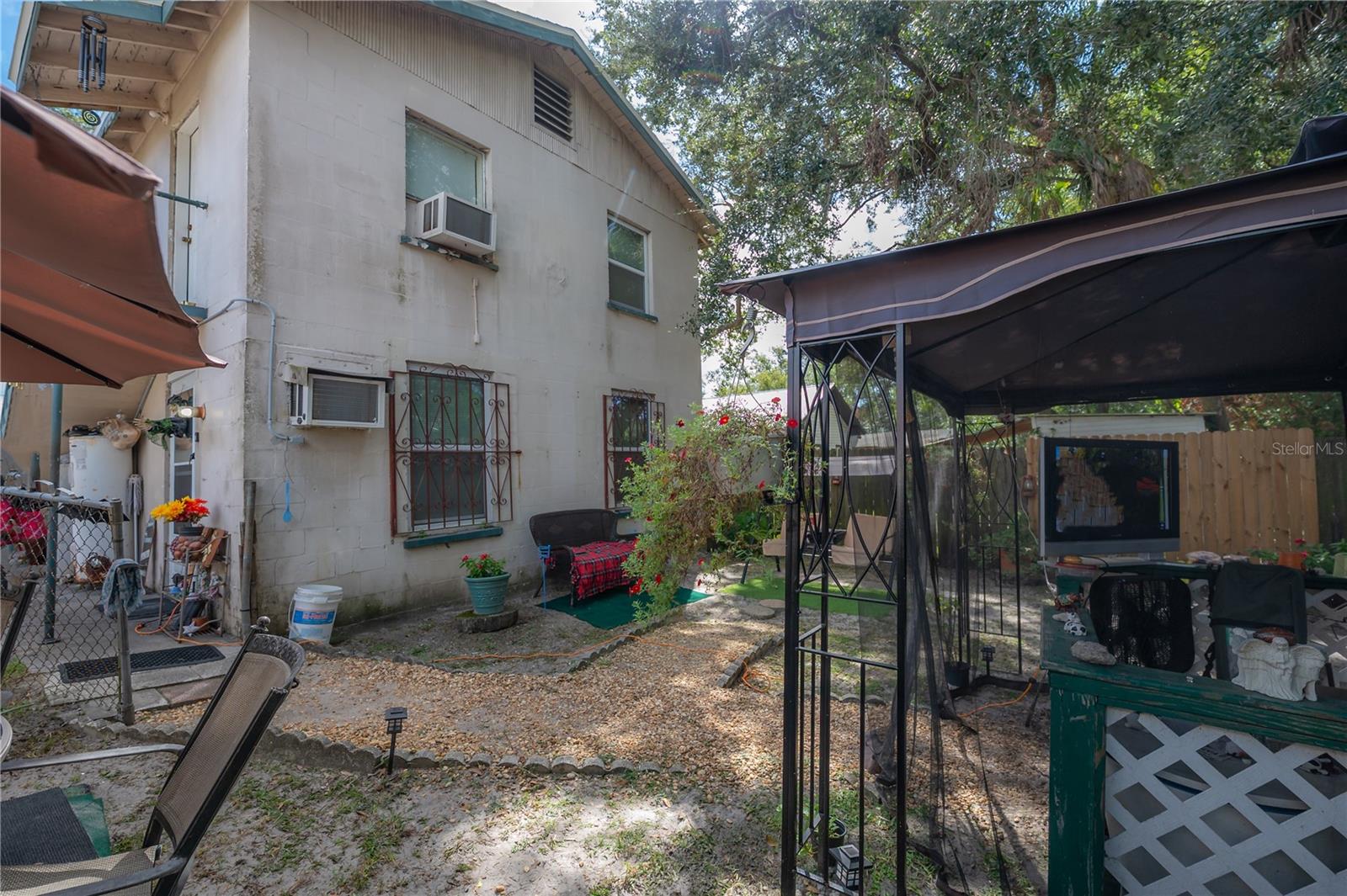Listing photo id 30 for 8312 11th Street
