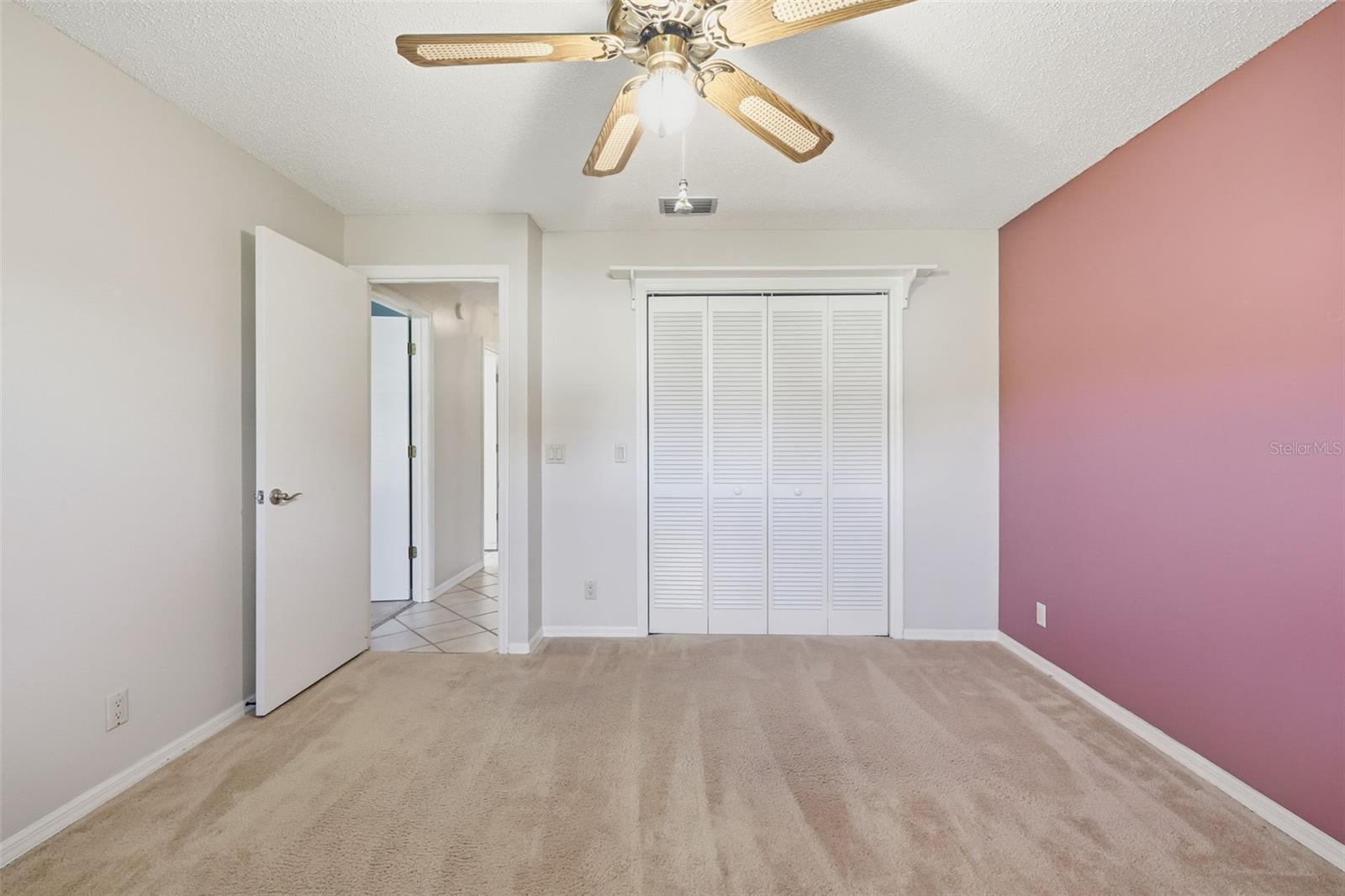 Image 20 of 33 For 928 Foxrun Terrace