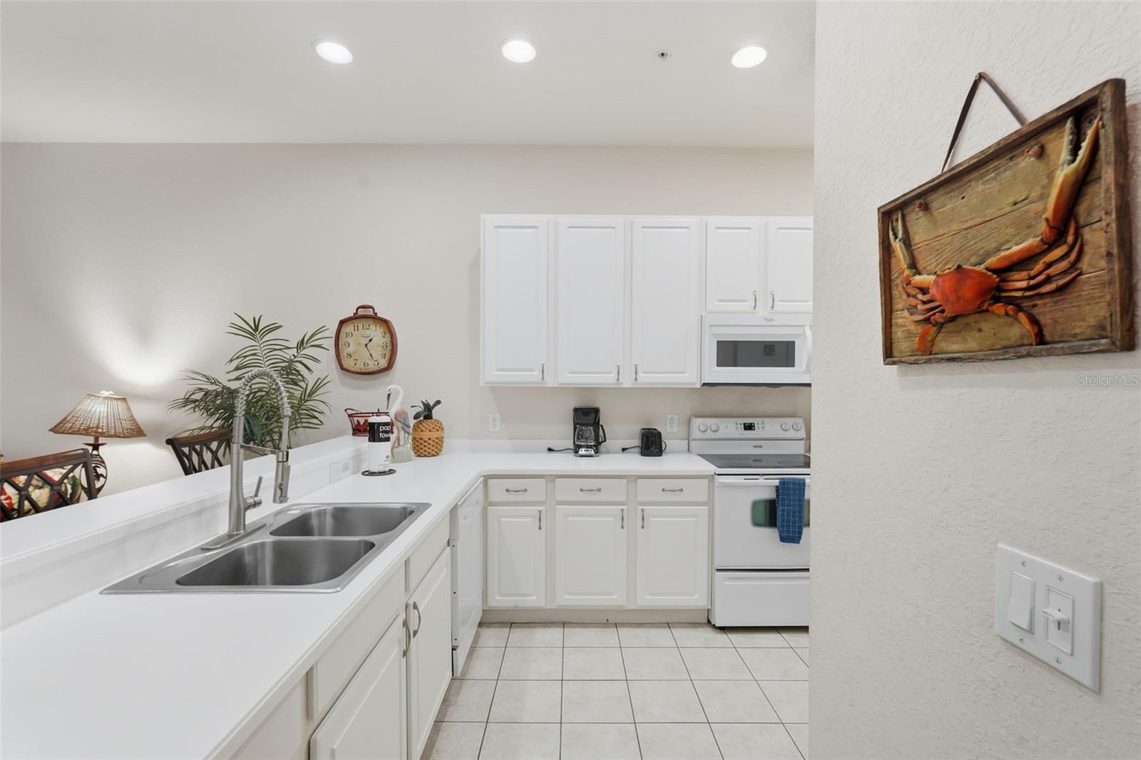 Image 15 of 64 For 301 New Providence