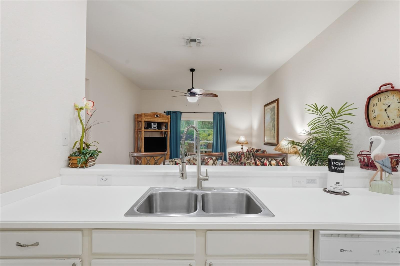 Image 18 of 64 For 301 New Providence