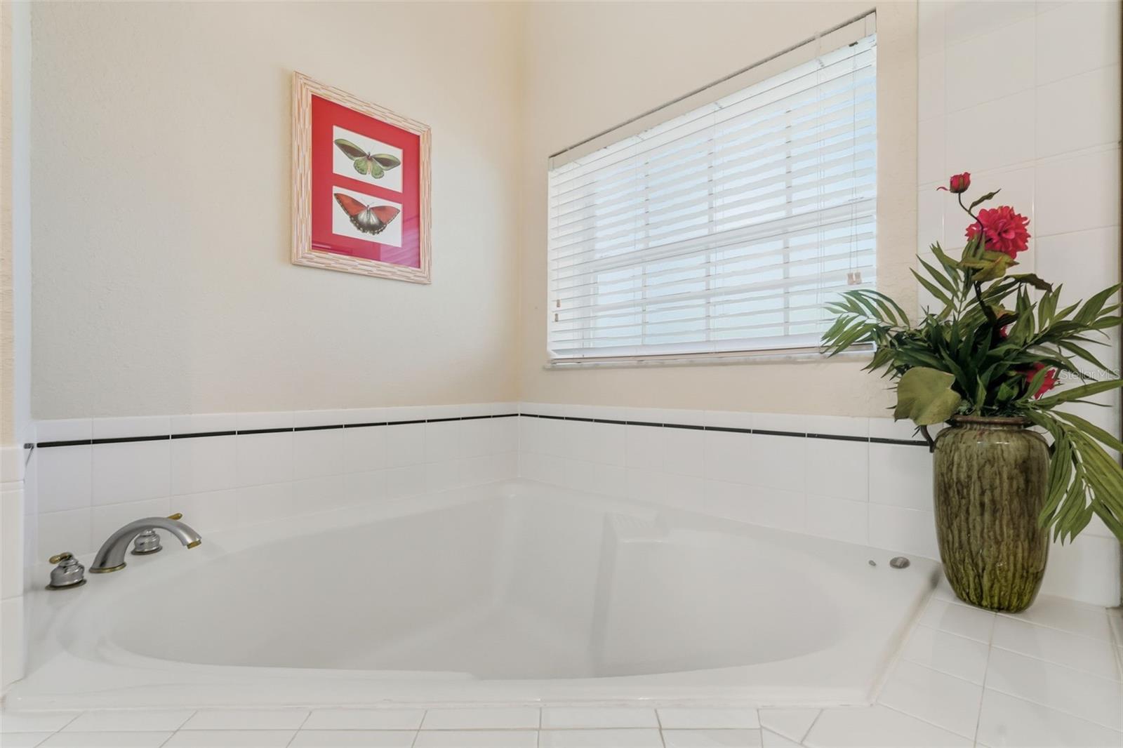 Image 29 of 64 For 301 New Providence