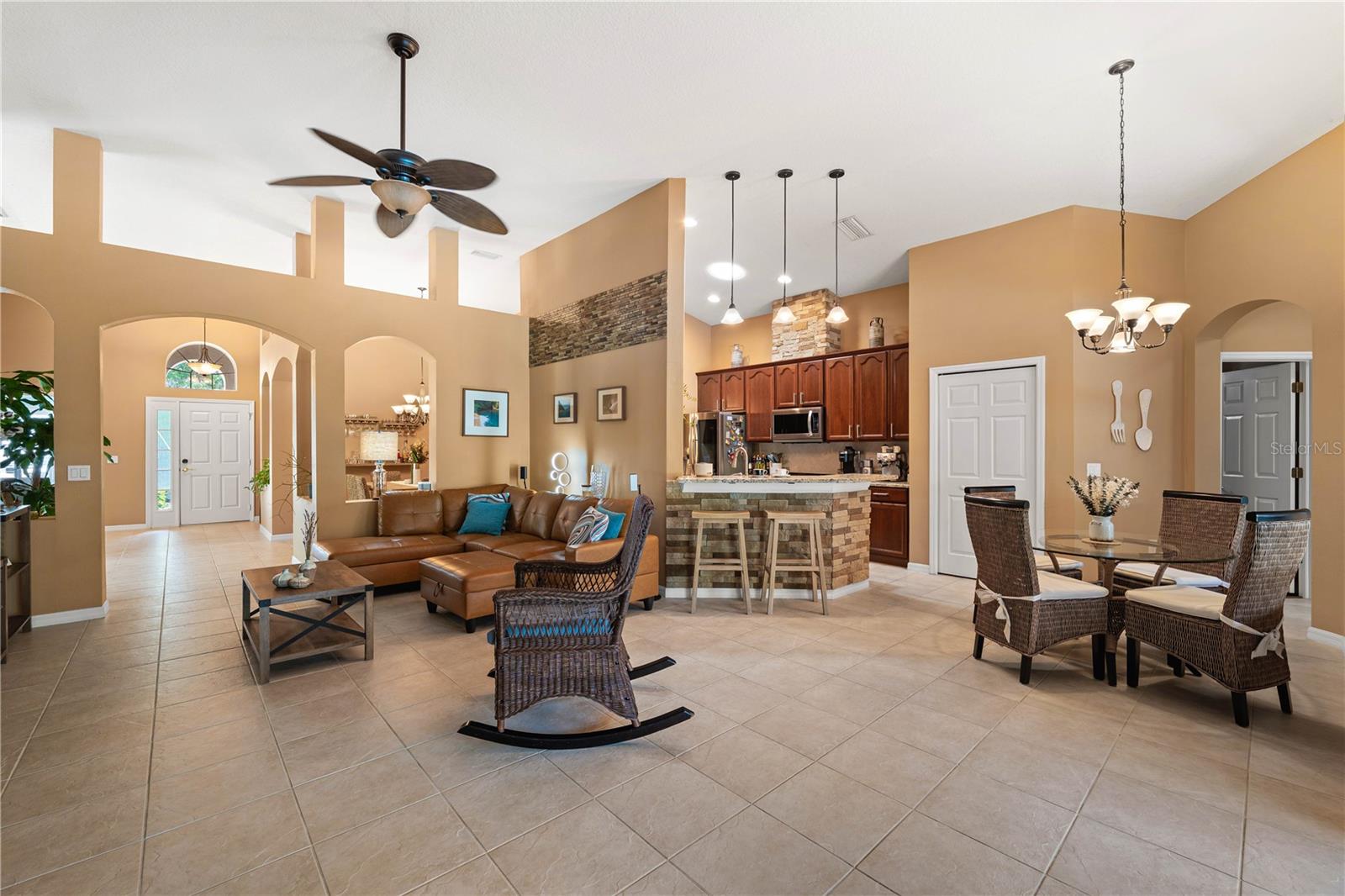 Image 14 of 86 For 9020 River Road