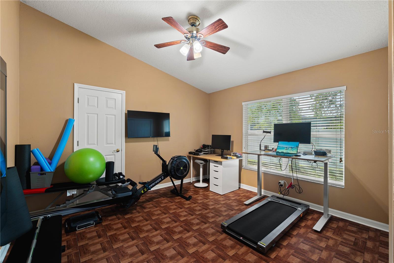 Image 37 of 86 For 9020 River Road