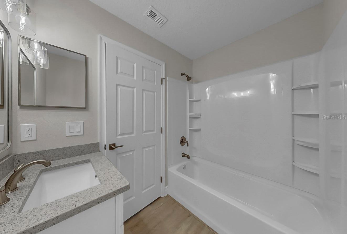 Image 7 of 18 For 3609 38th Avenue