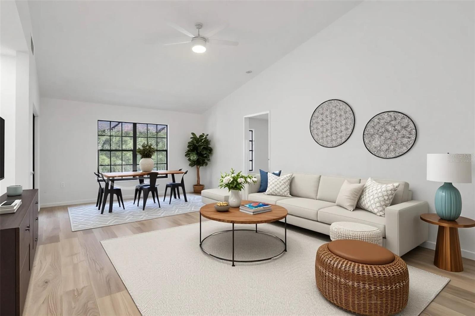 Image 4 of 37 For 3923 Shoreside Circle