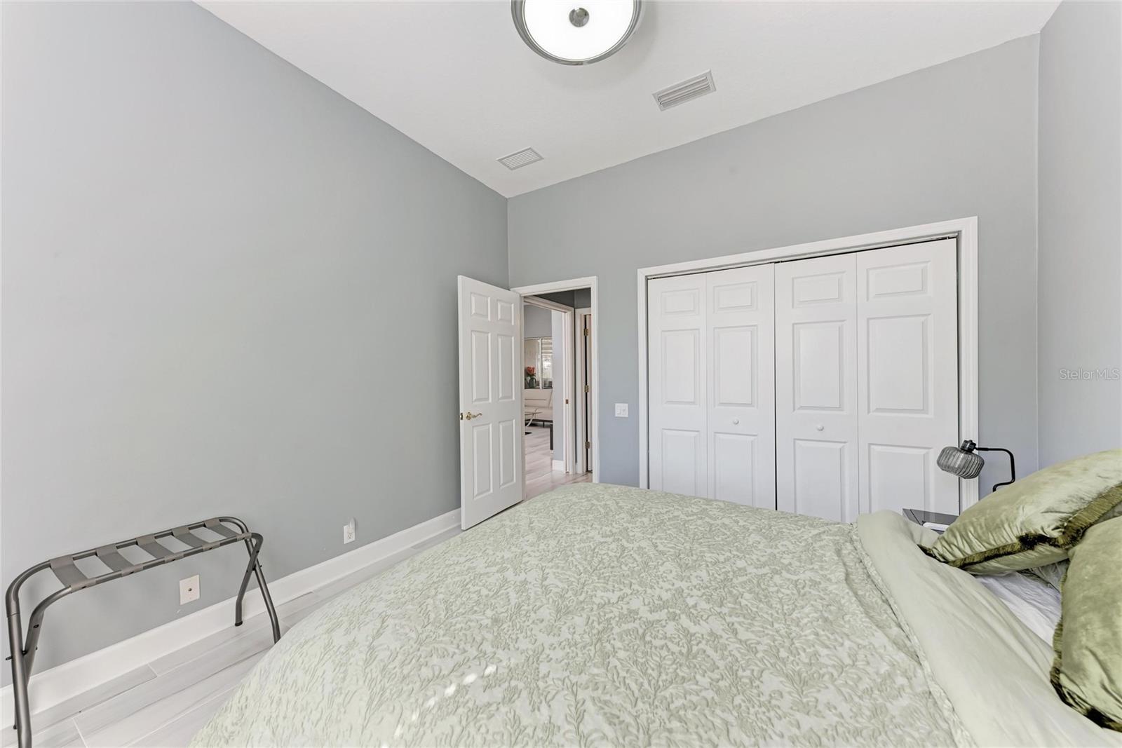 Image 32 of 65 For 5122 87th Court E