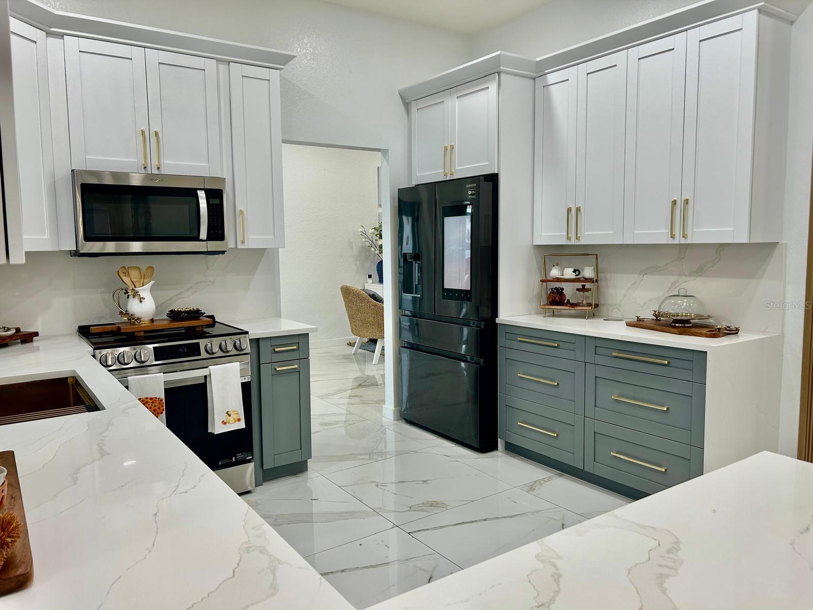 Image 15 of 39 For 5870 Chaps Drive