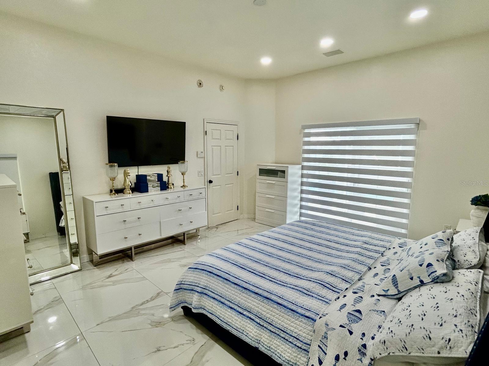 Image 33 of 39 For 5870 Chaps Drive