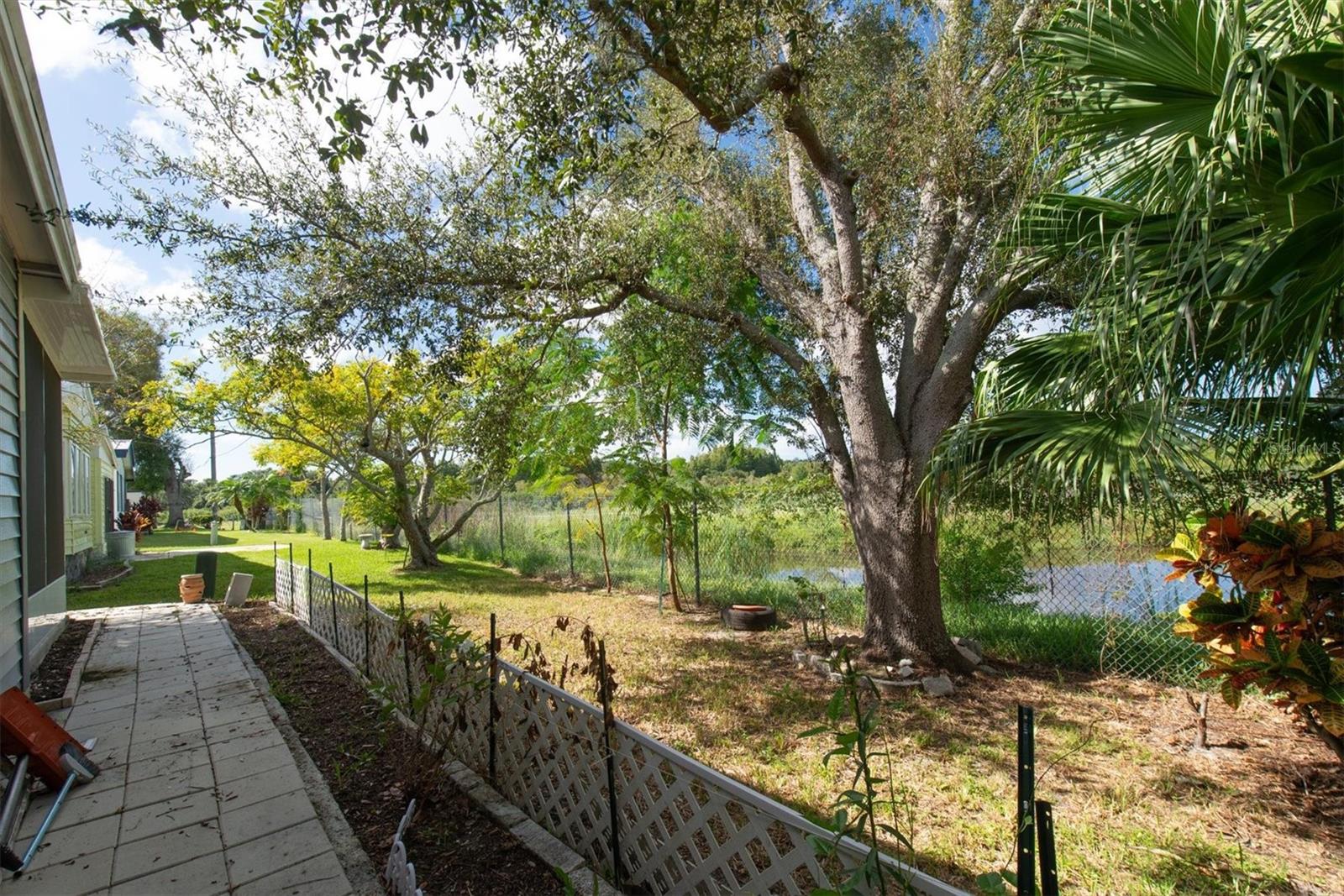 Image 33 of 48 For 347 Canal Way