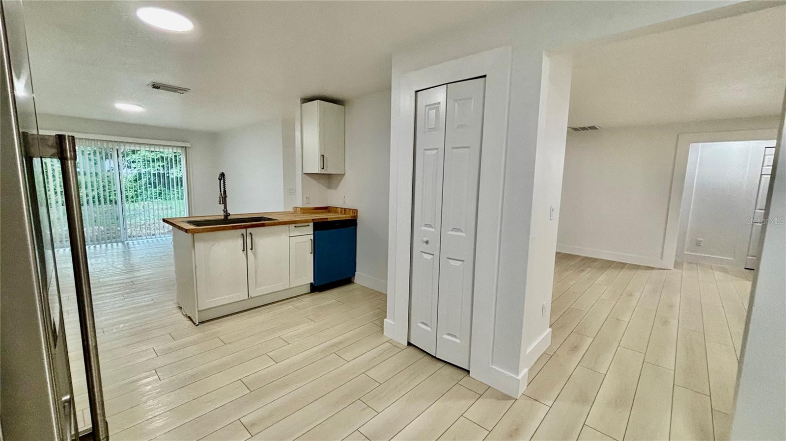 Image 9 of 28 For 712 19th Street