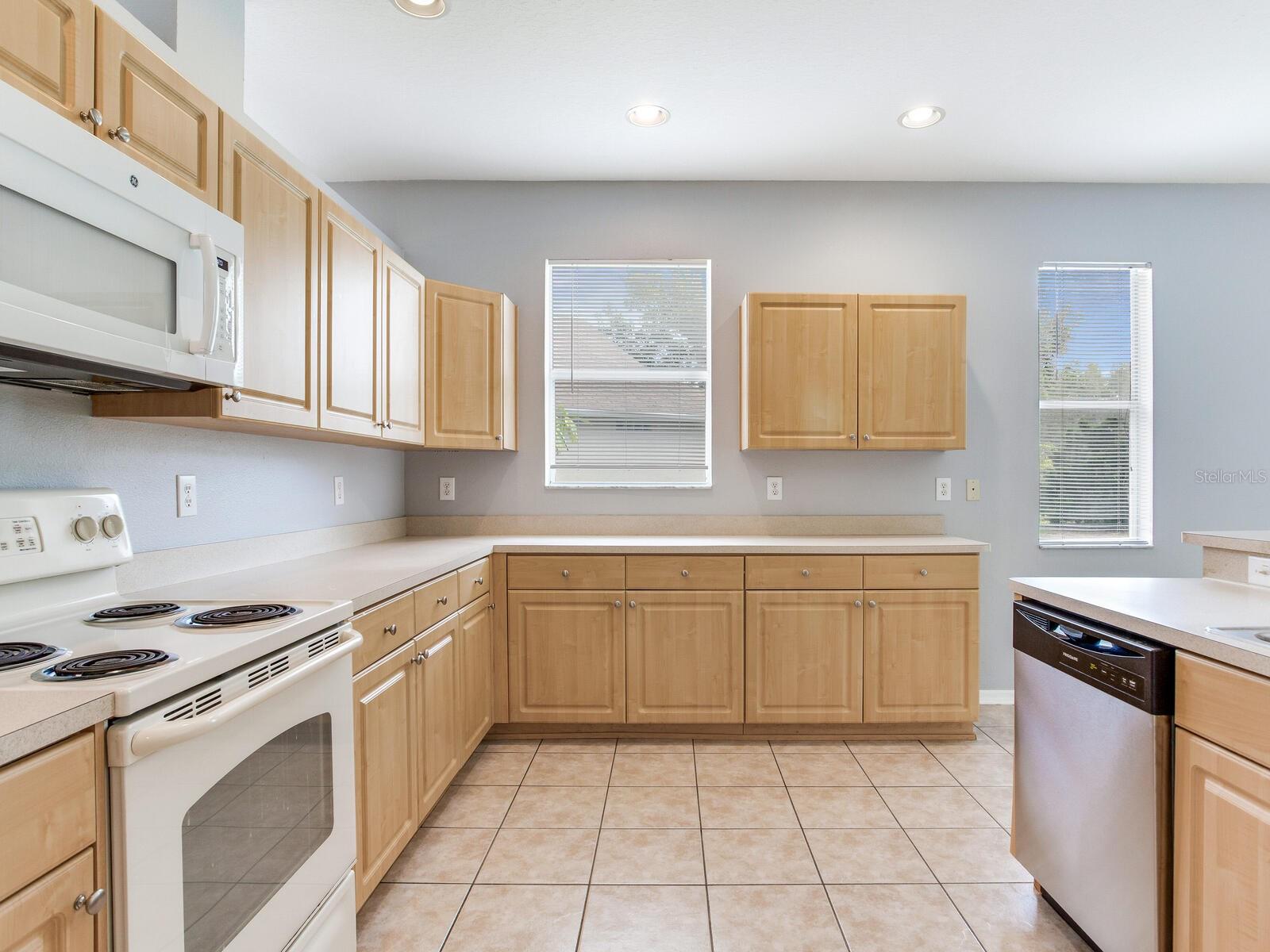 Image 14 of 41 For 17433 Lawn Orchid Loop