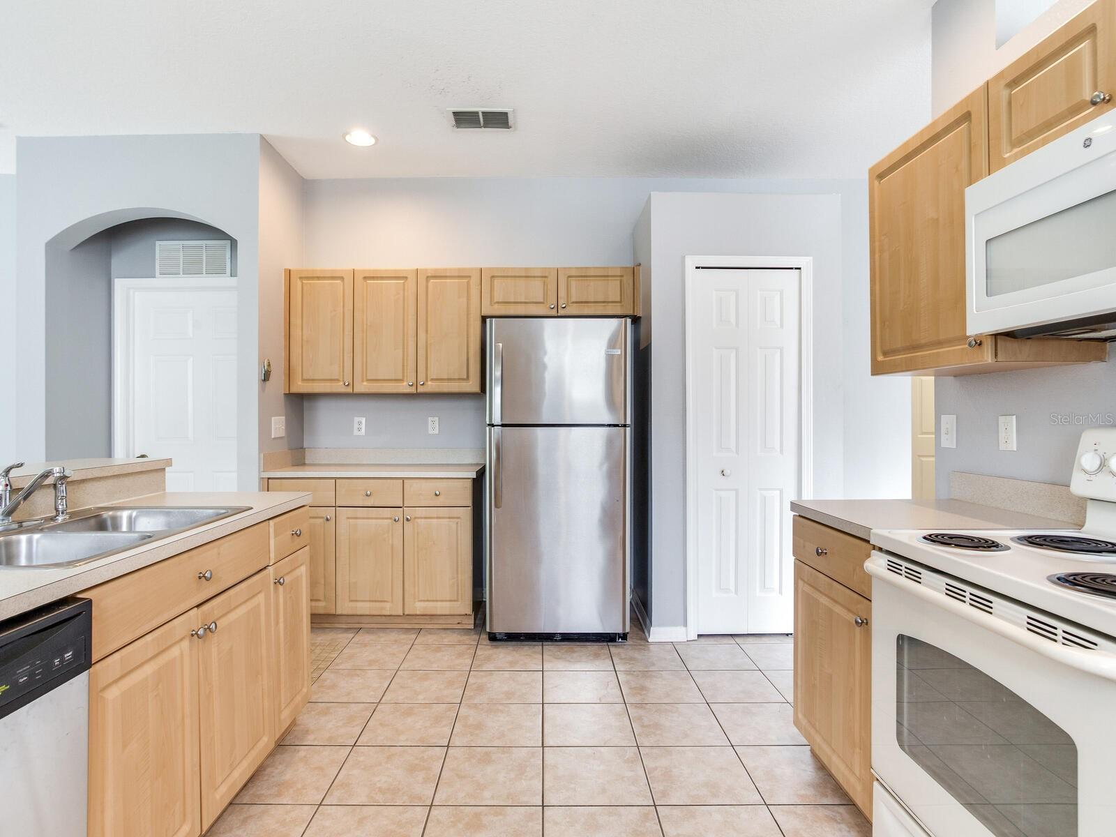 Image 16 of 41 For 17433 Lawn Orchid Loop