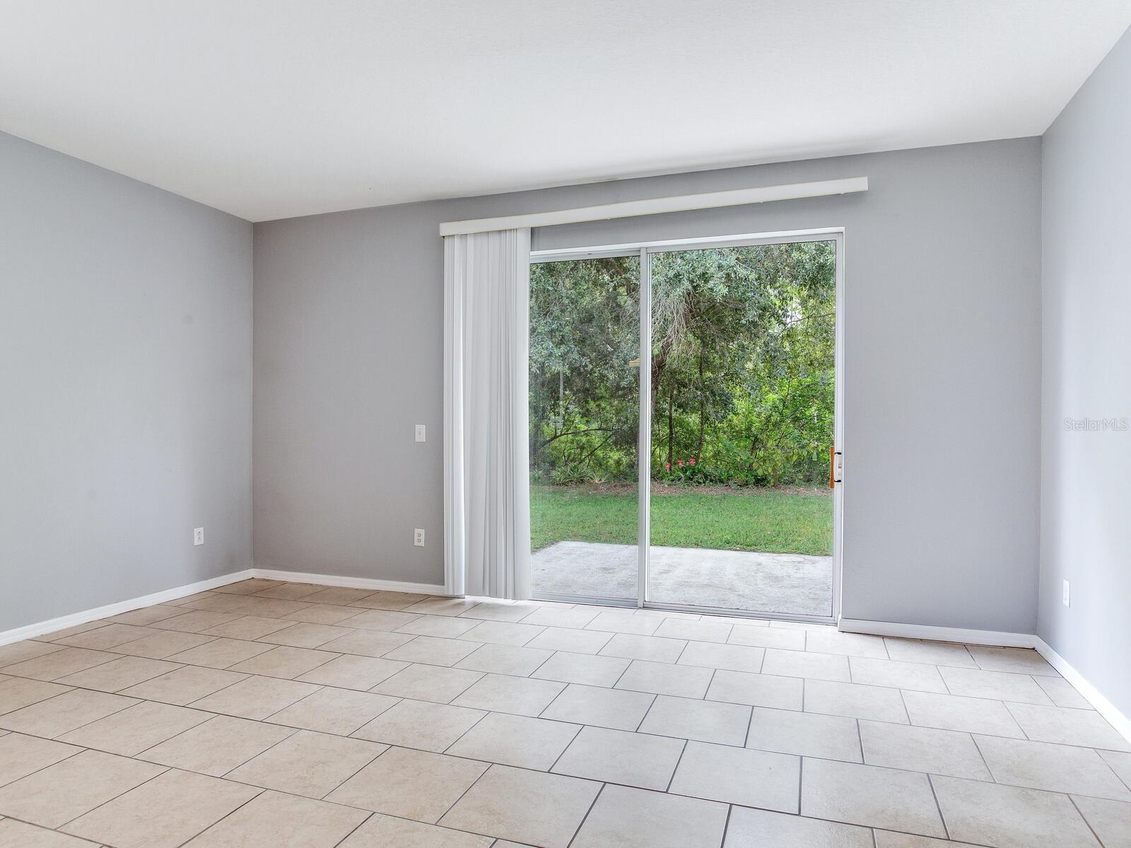 Image 20 of 41 For 17433 Lawn Orchid Loop