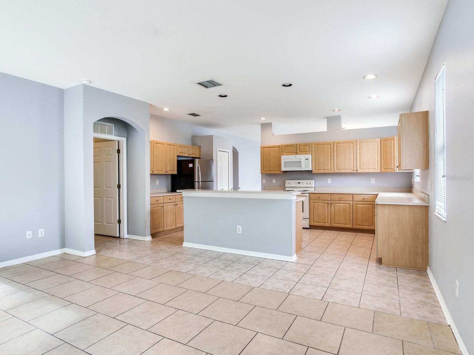 Image 21 of 41 For 17433 Lawn Orchid Loop