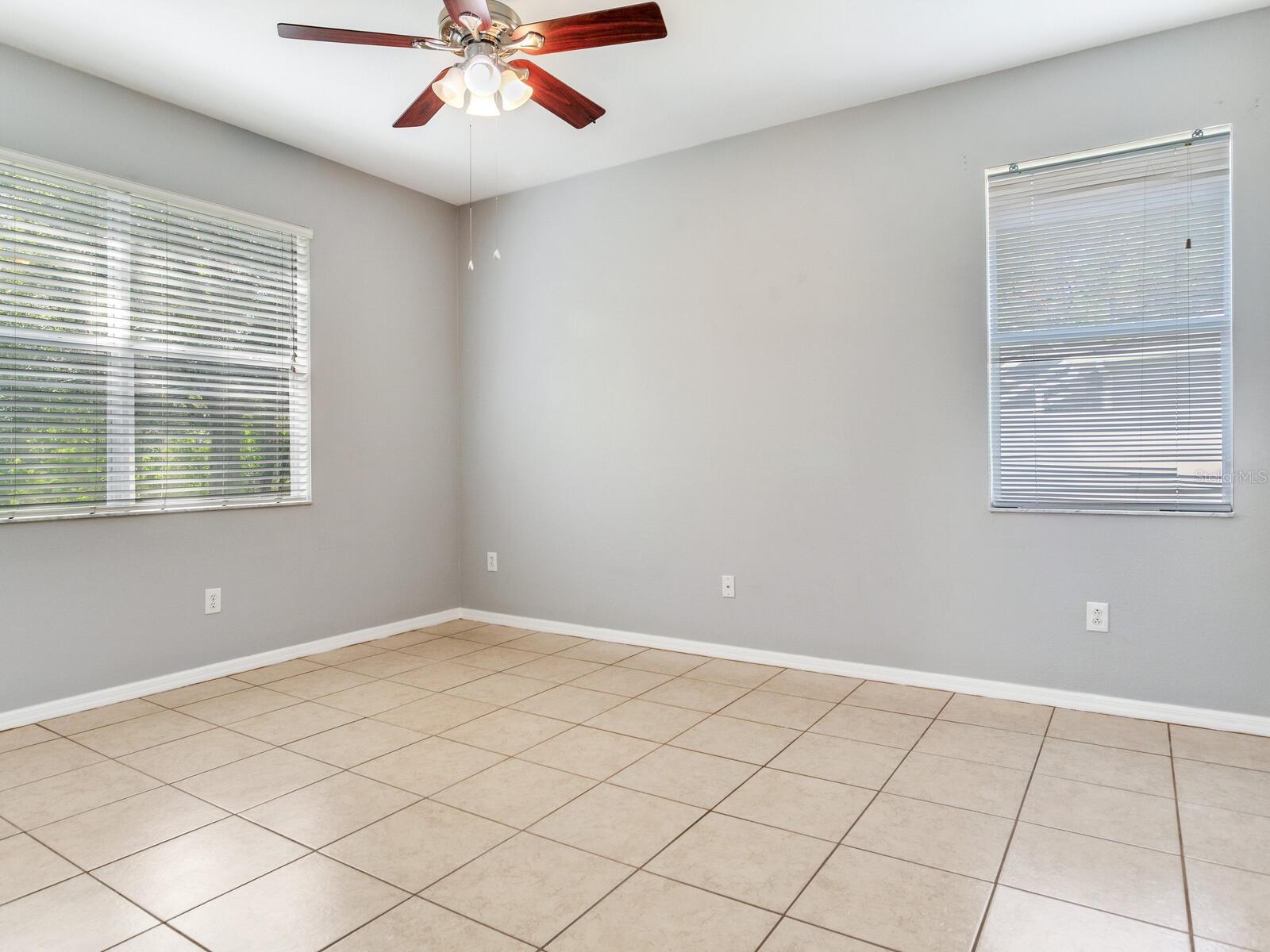 Image 23 of 41 For 17433 Lawn Orchid Loop