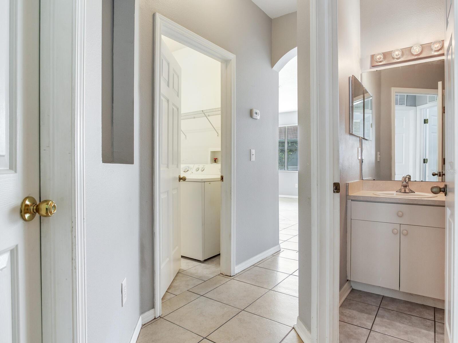 Image 28 of 41 For 17433 Lawn Orchid Loop