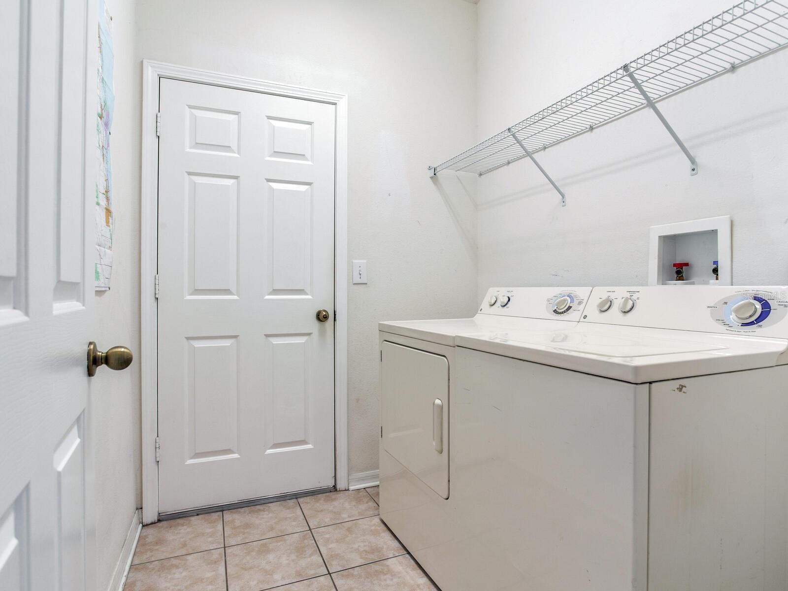 Image 32 of 41 For 17433 Lawn Orchid Loop