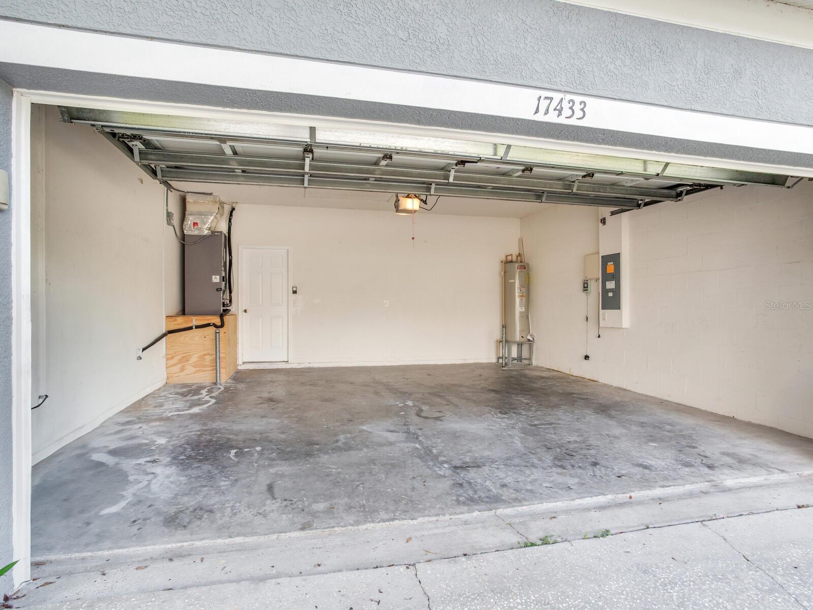 Image 35 of 41 For 17433 Lawn Orchid Loop