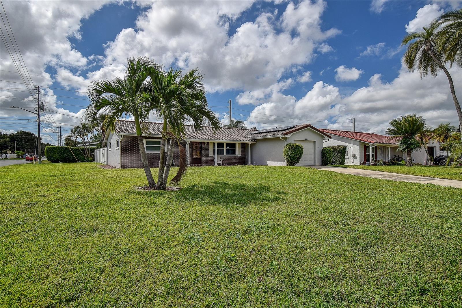 Image 13 of 50 For 3700 14th Avenue N