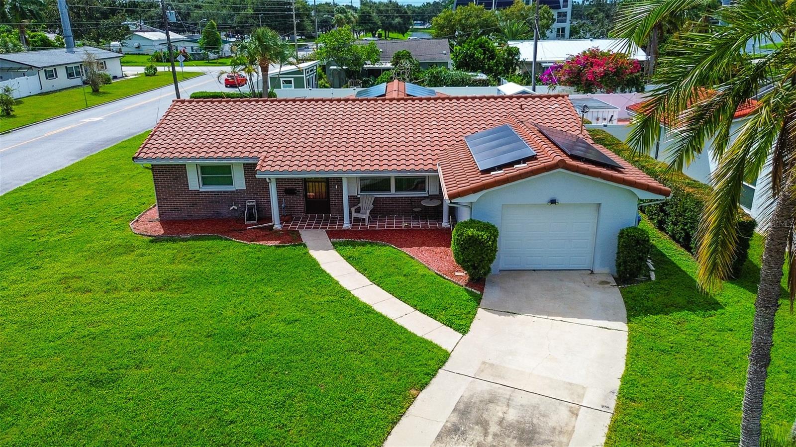 Image 2 of 50 For 3700 14th Avenue N