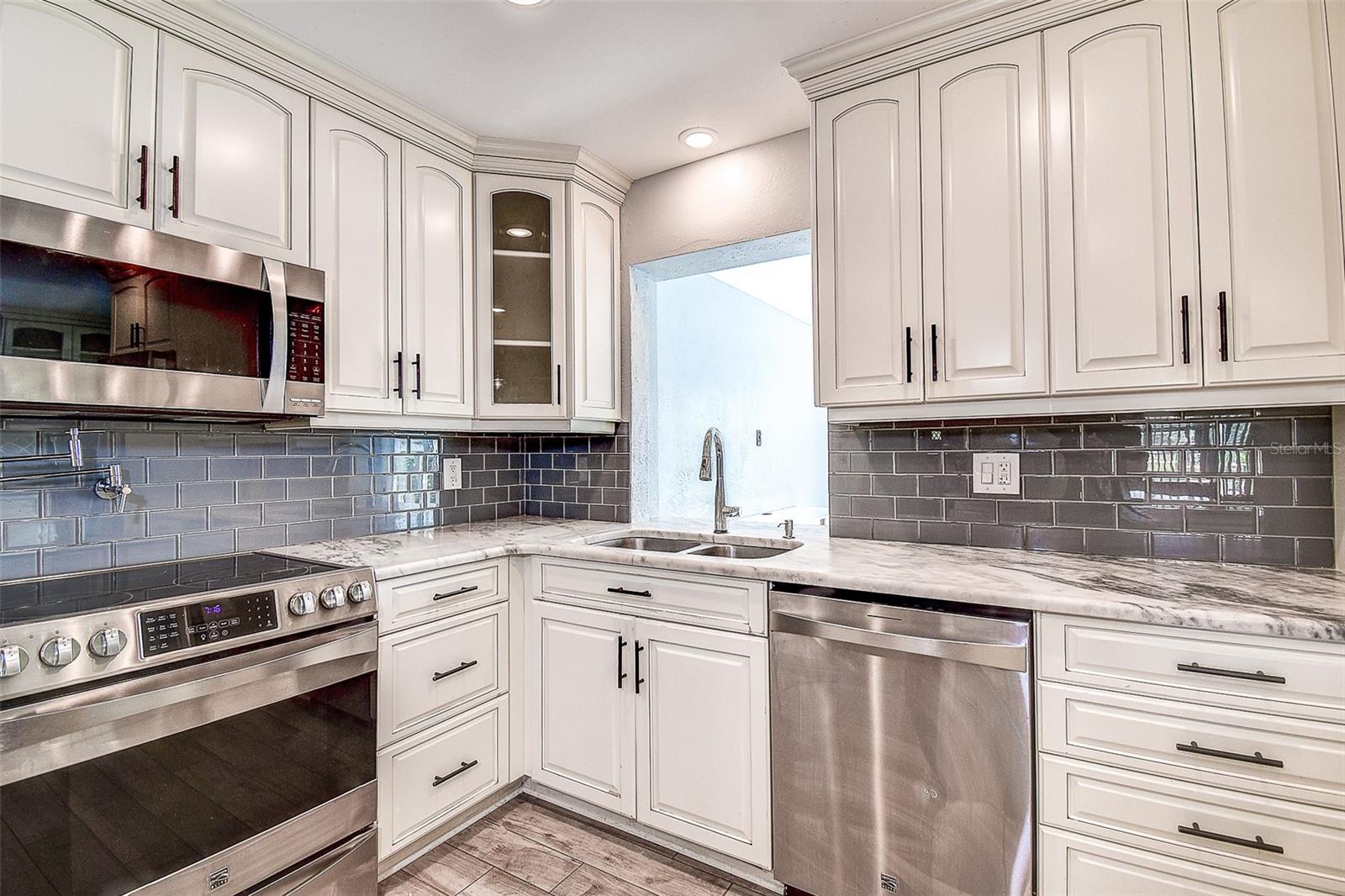 Image 33 of 50 For 3700 14th Avenue N