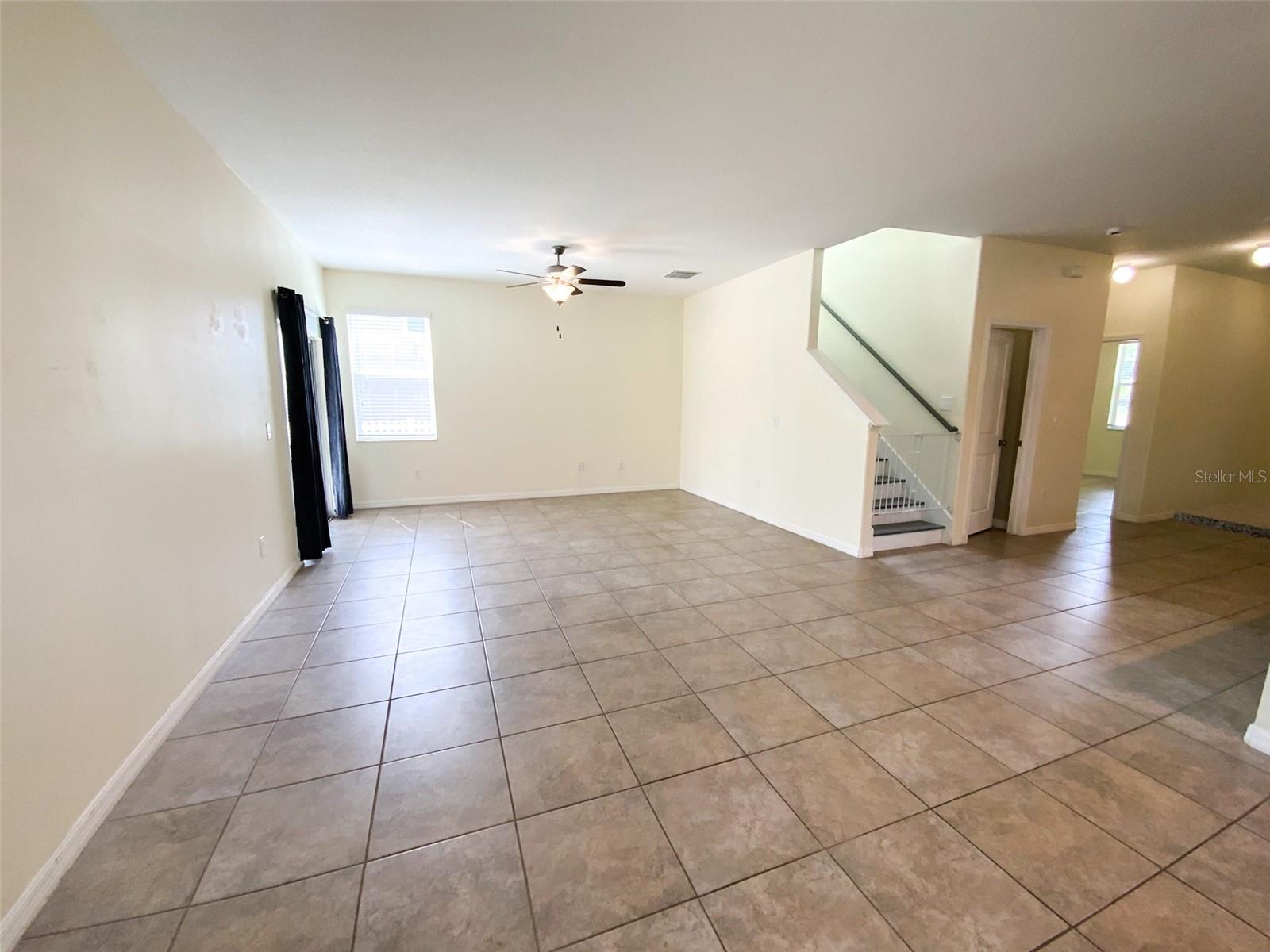 Image 13 of 50 For 21046 Passive Porch Drive